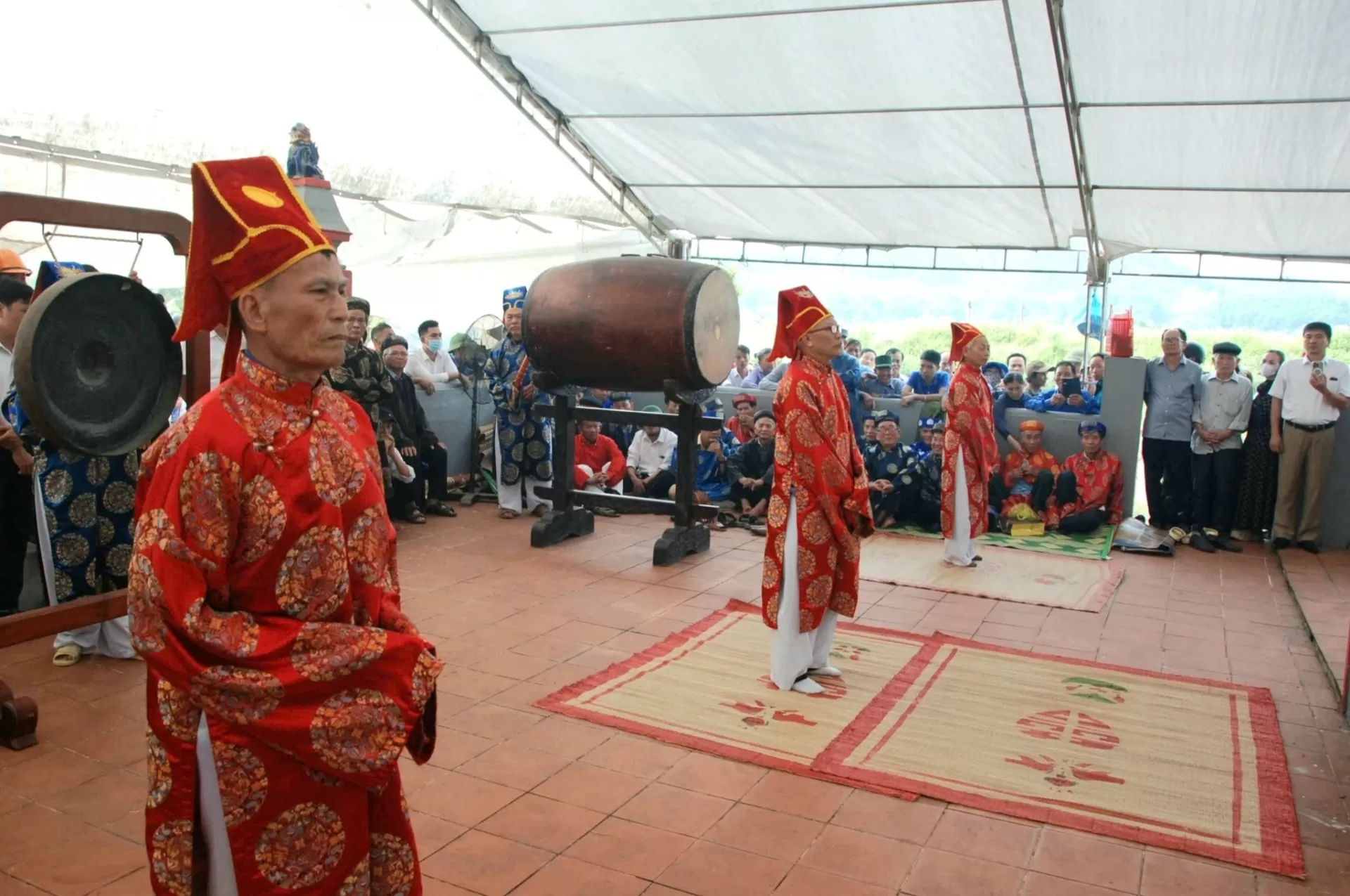 Các đơn vị, cá nhân cúng hương Cồn Cui năm 2025