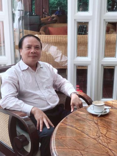 Chuyện eng Lợi đòi dép