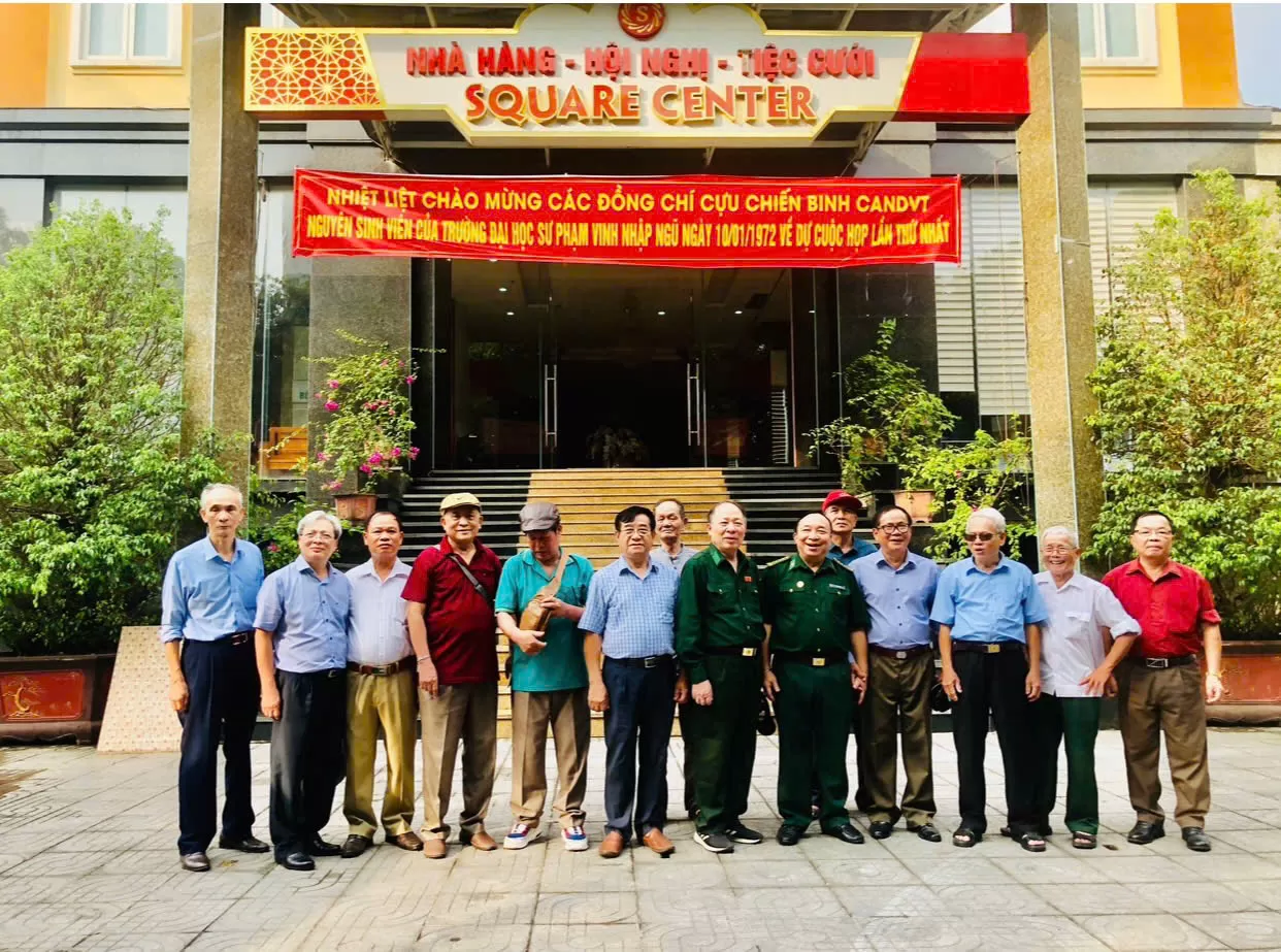 Kể chuyện tình lính sinh viên