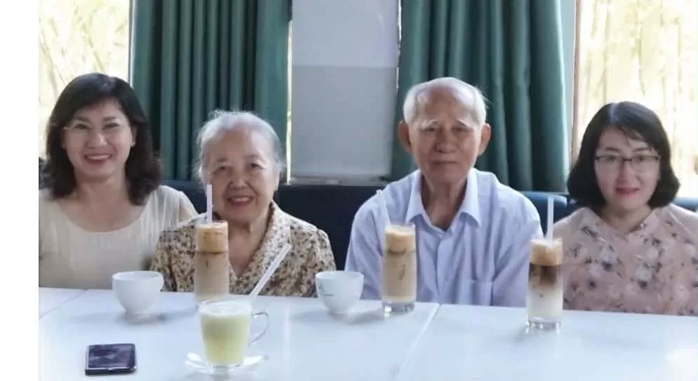 Nhớ ơn biển trời của Chú Thím