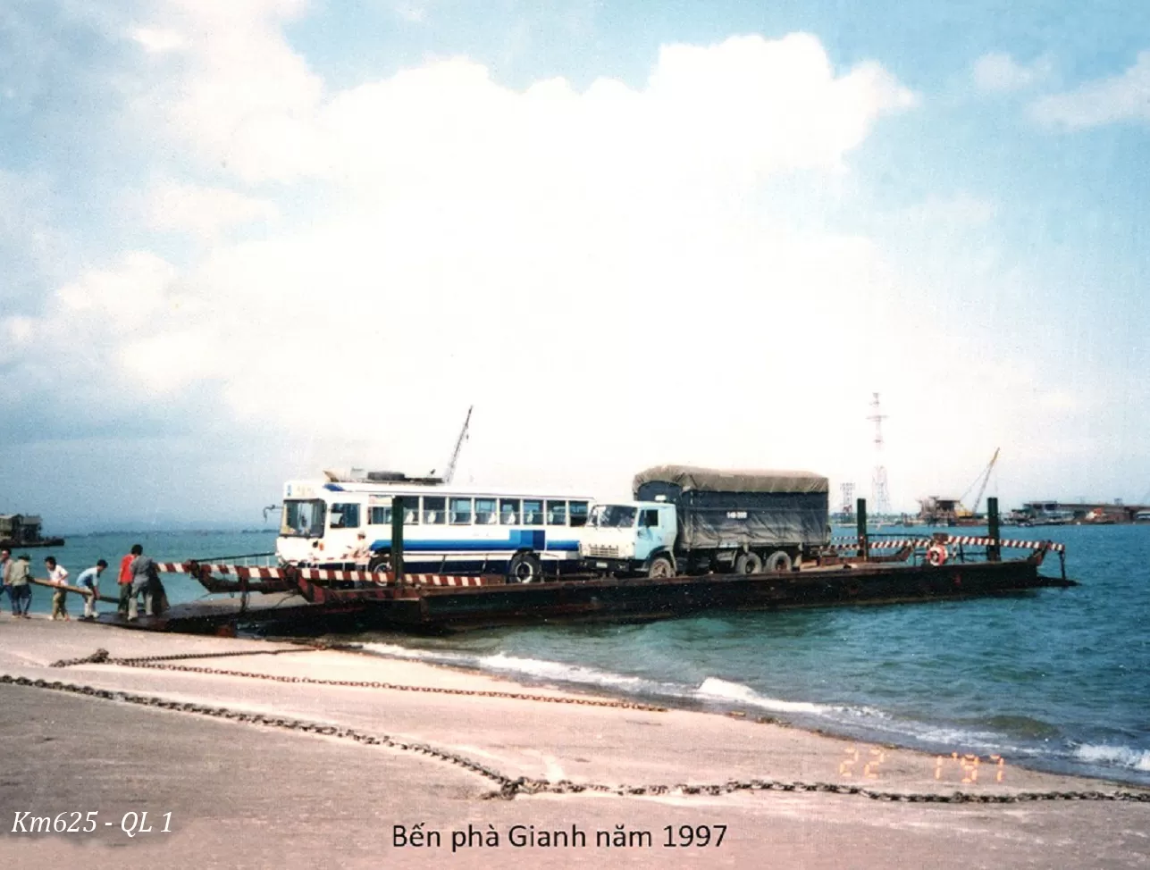 Tự hào quê hương, yêu lắm, nhớ lắm tuổi thơ tôi