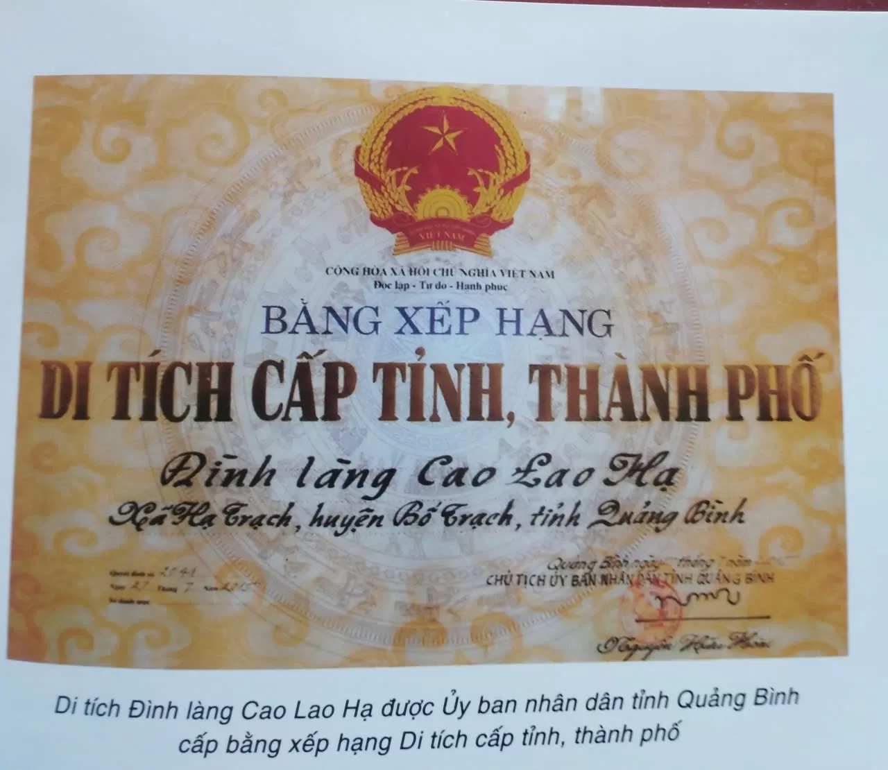 Bằng công nhận các di tích lịch sử làng Cao Lao Hạ